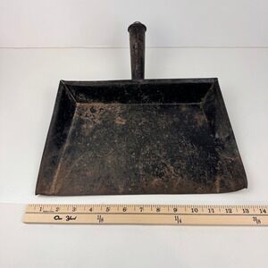 Vtg Metal Black Dustpan w Hook Rustic Farmhouse Cottagecore Stamped Bent READ